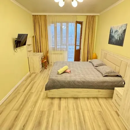 3 Room С Видом На Горы Возле Мега Парка Арбат Almaty Exterior photo