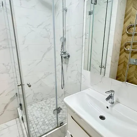 3 Room С Видом На Горы Возле Мега Парка Арбат Almaty Exterior photo